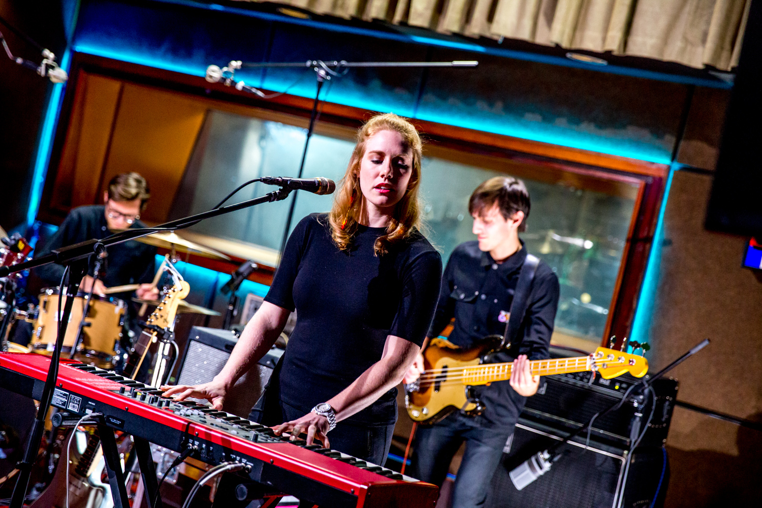 Haley Bonar 25 Oct 2016 Manchester Mike Hughes00021