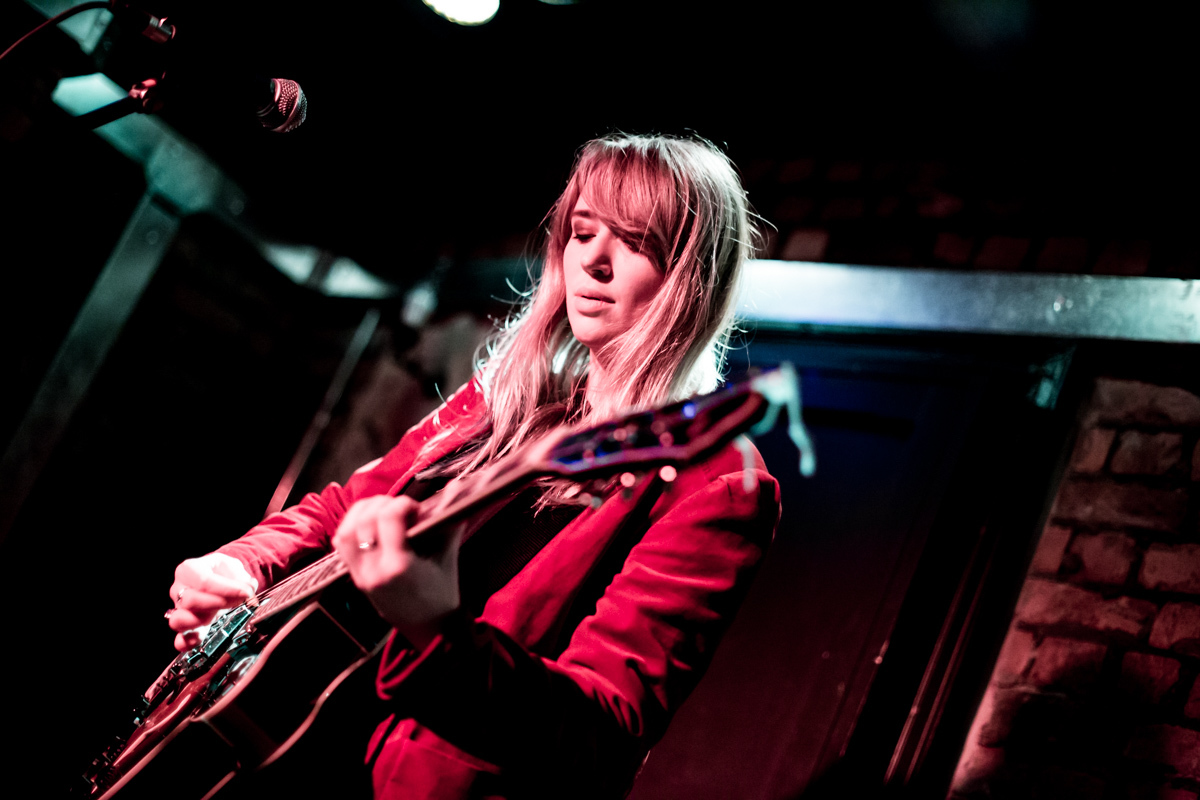 Hannah Lou Clark 22 april 2016 Manchester Mike Hughes 43