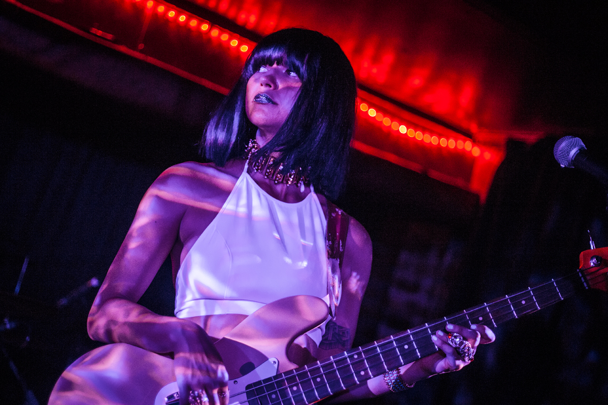 Khruangbin broadcast 201016 matthewmcandrew 017