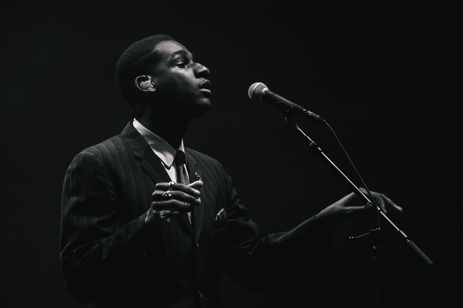 Leon Bridges 4842