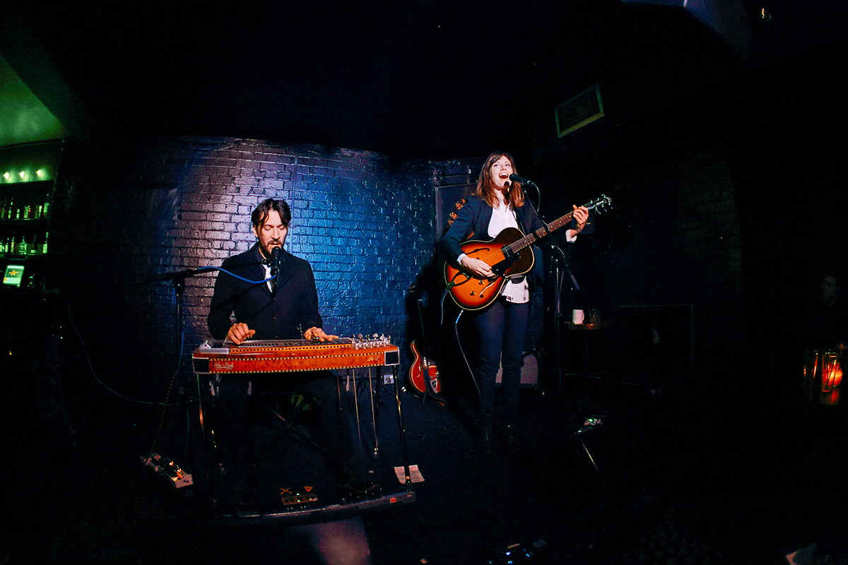 Lera lynn lamb 200116 bc06