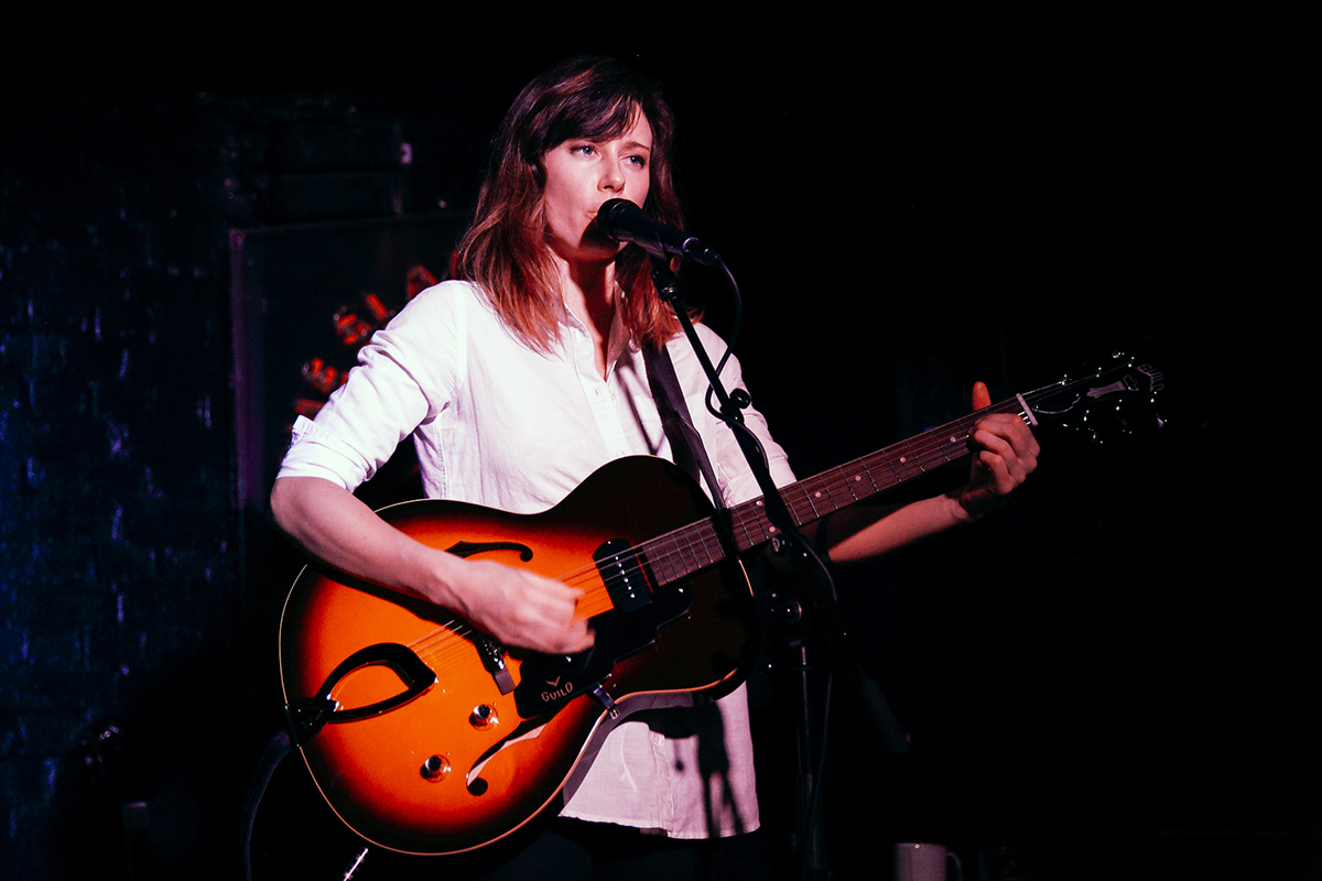 Lera lynn lamb 200116 bc10