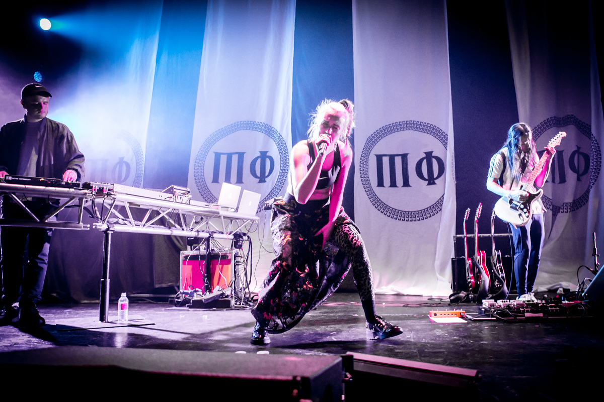 MO Manchester 2416 Mike Hughes 8