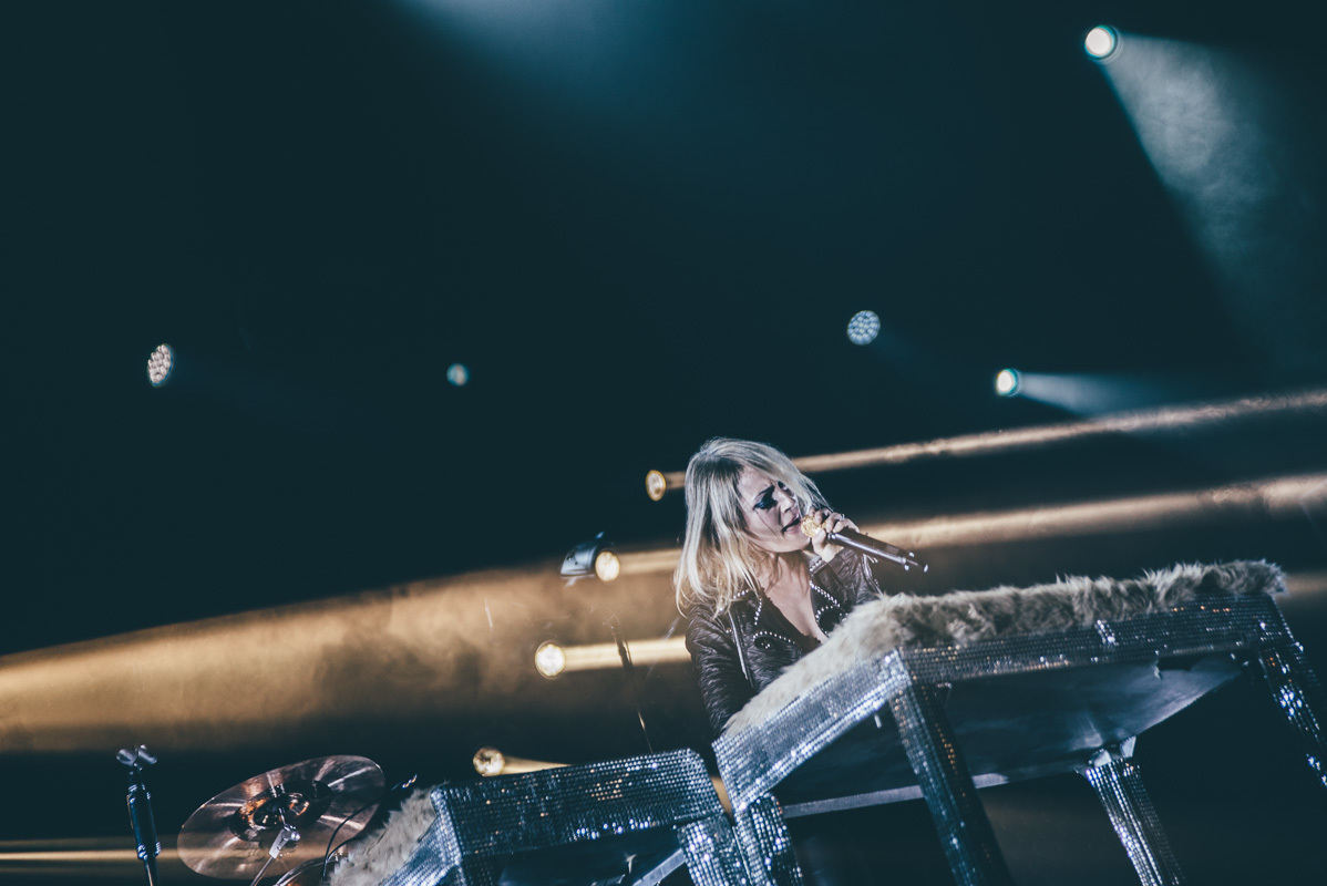 Metric The Fillmore Philadelphia 031516 Erika Reinsel 04