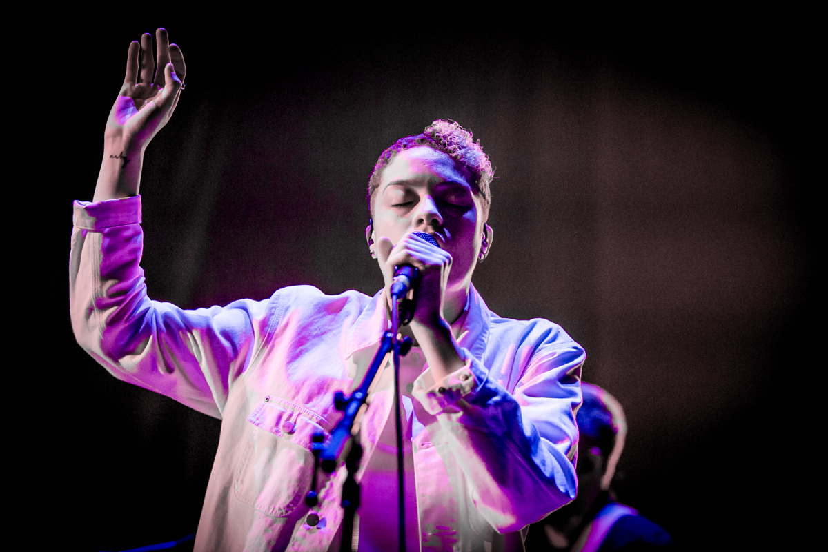 Nimmo Manchester 2 4 16 Mike Hughes 00455