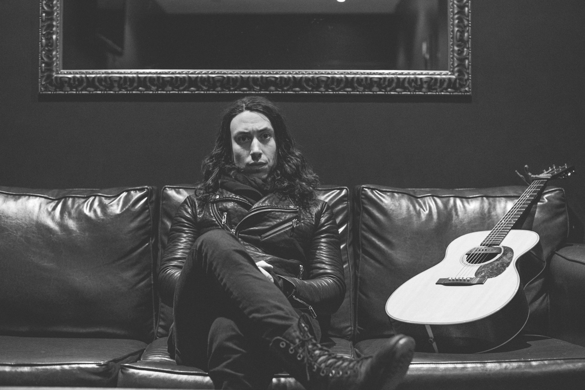 Noah Gundersen Borderline 180116 Laura Harvey 2