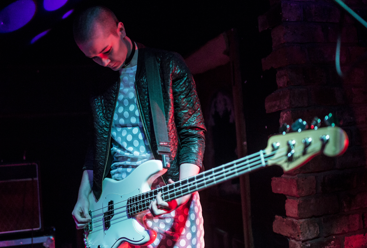 PINS hug and pint 130216 davidmcandrew 02