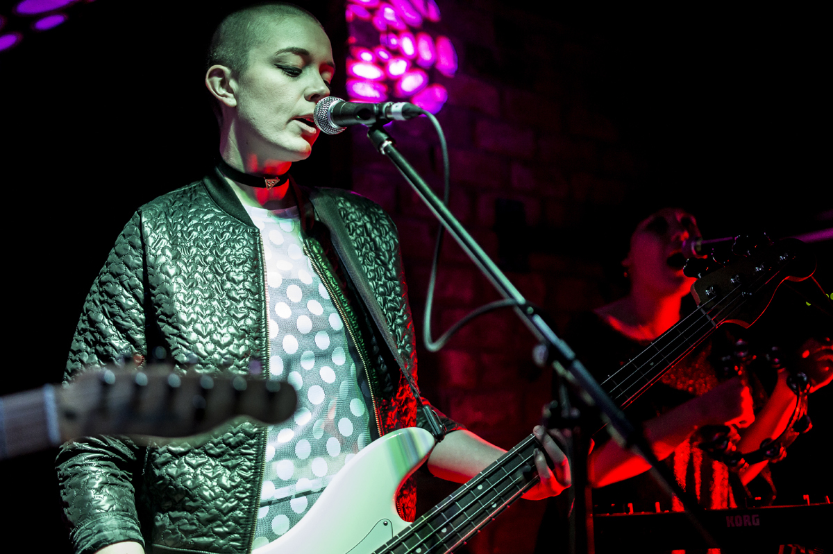 PINS hug and pint 130216 davidmcandrew 04