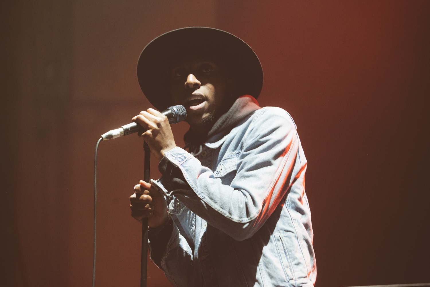 Samm Henshaw London260212 J Williamson 10