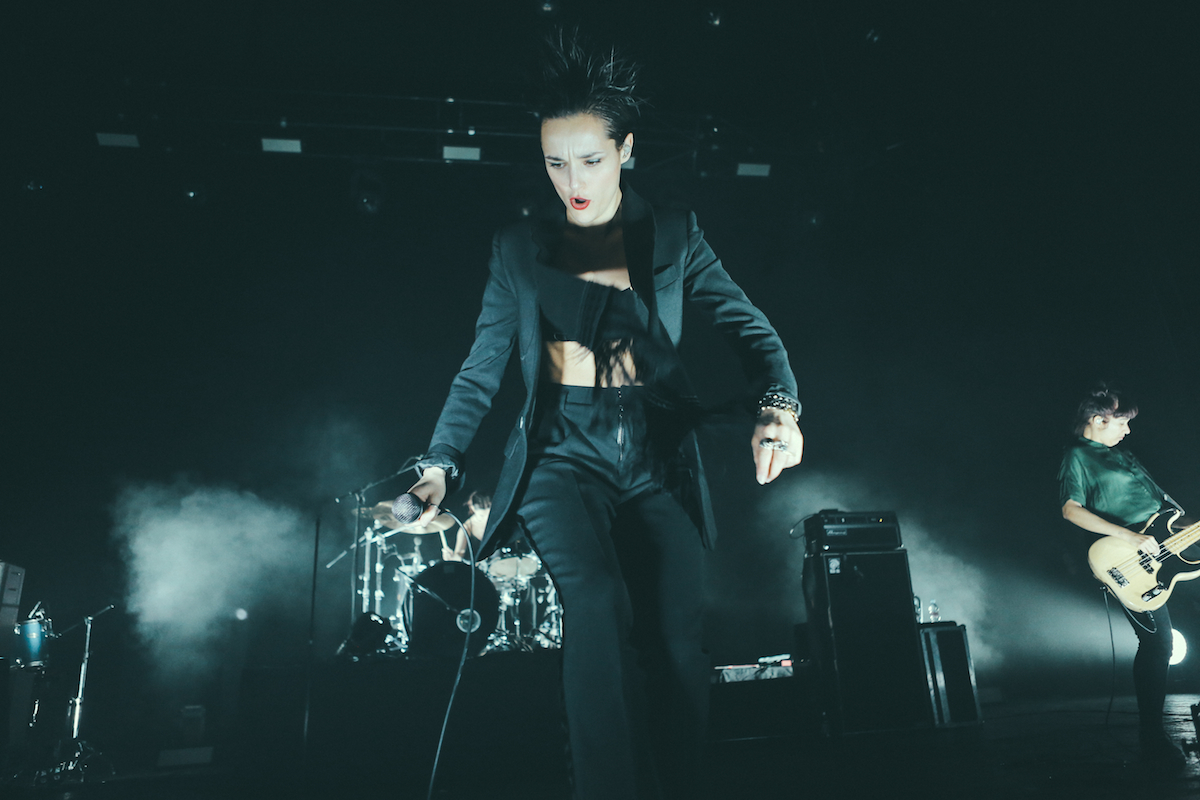 Savages Brixton Academy 251116 Sara Amroussi Gilissen 9