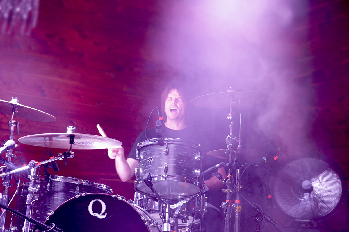 Slowdive by Kirstie Shanley in Austin Lineof Best Fit01