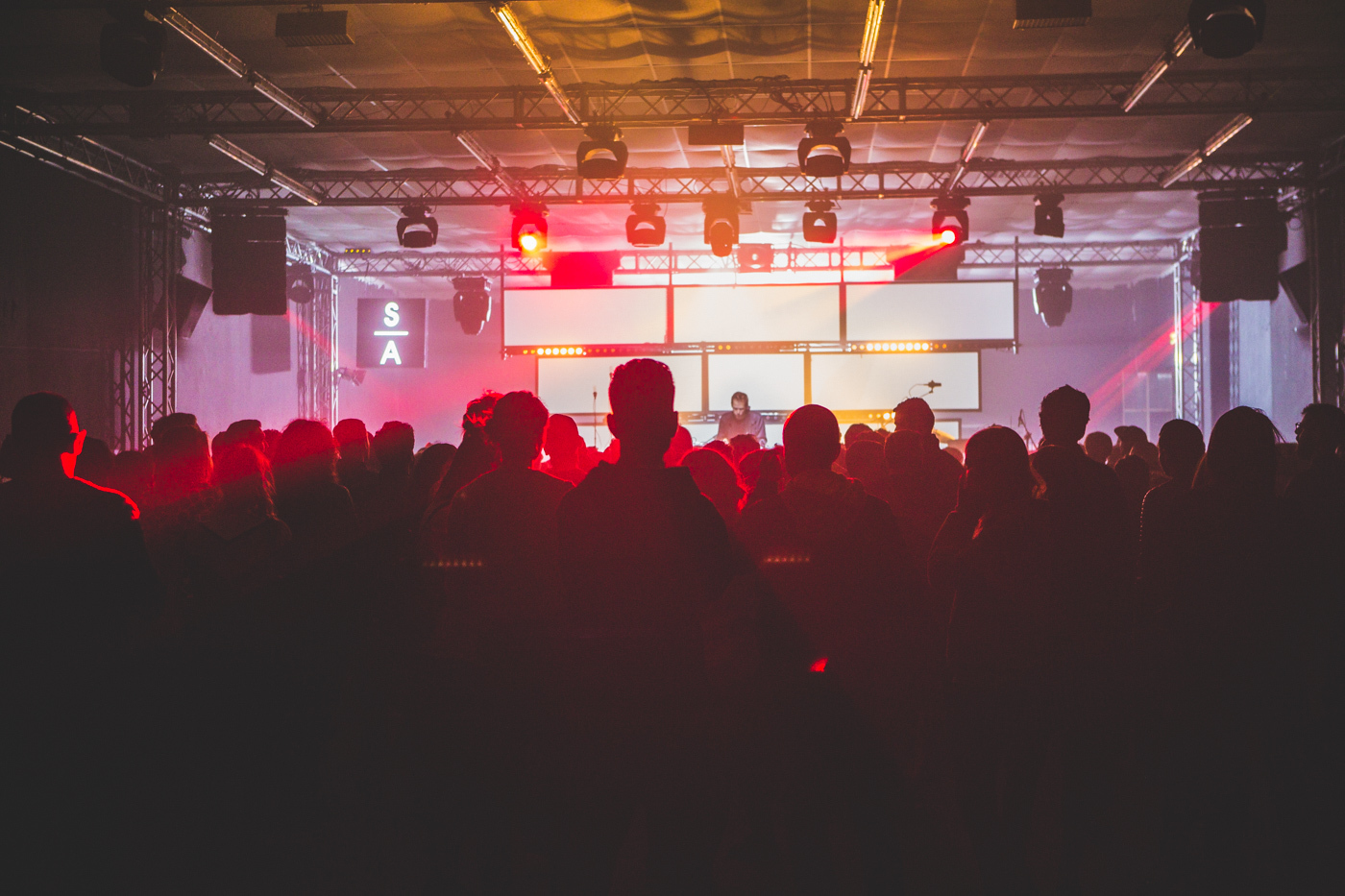 26 Rone Spring Attitude 200516 Photoby Kimberley Ross