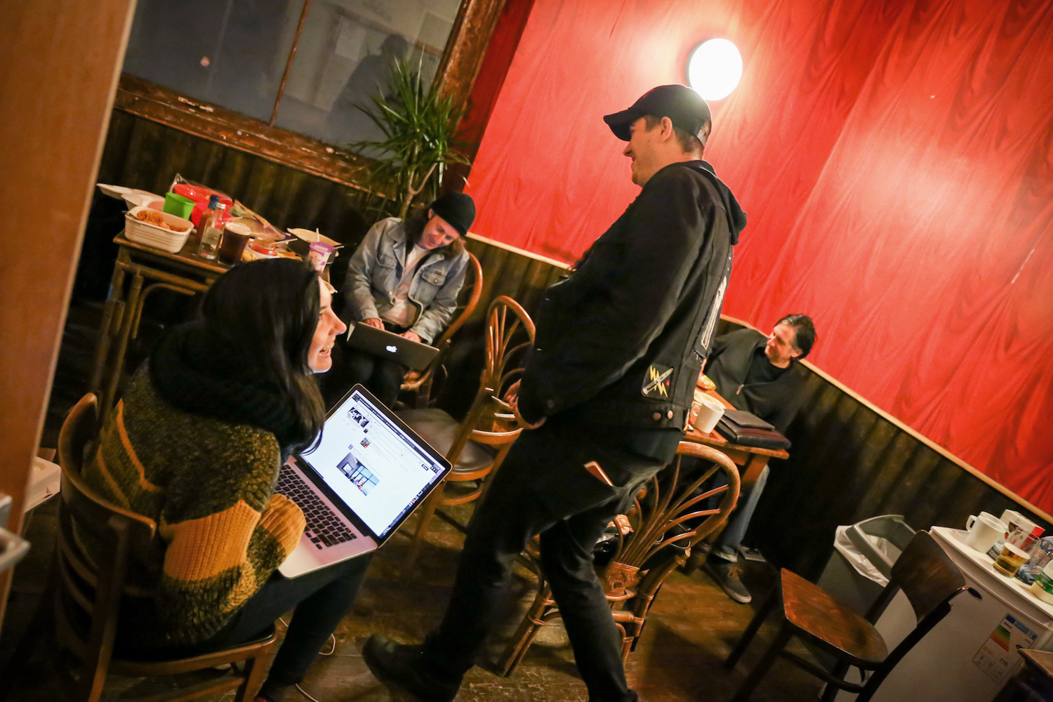 Summer Cannibals Manchester 11 Oct 2016 by Mike Hughes 00009