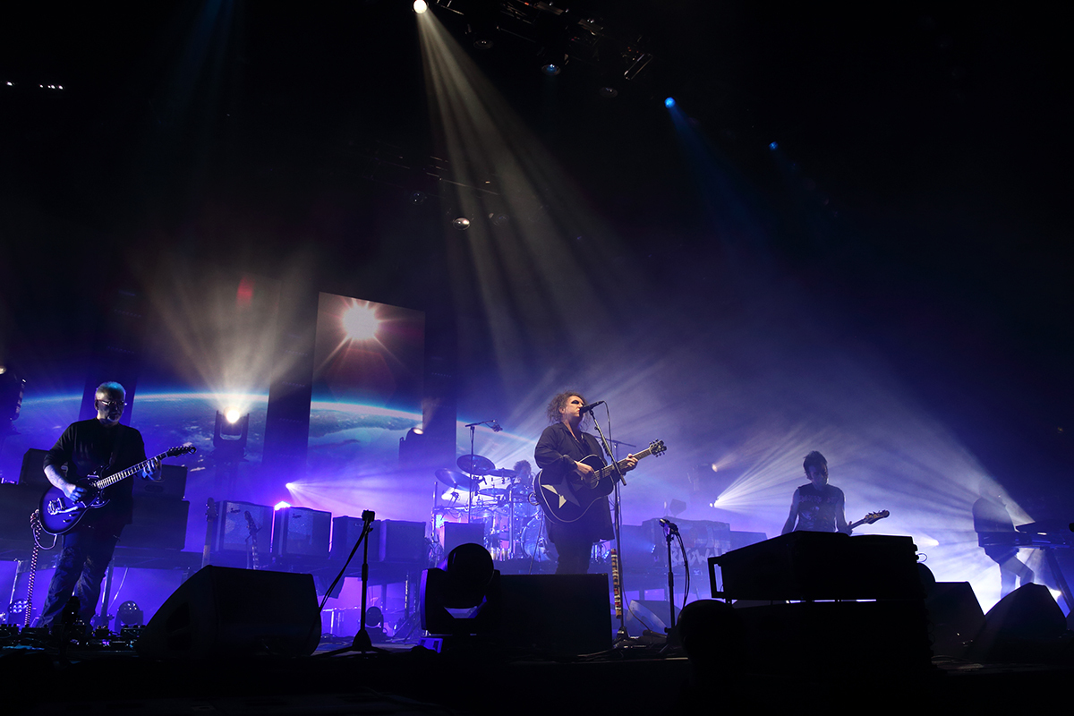 The cure wembley11216 bc08