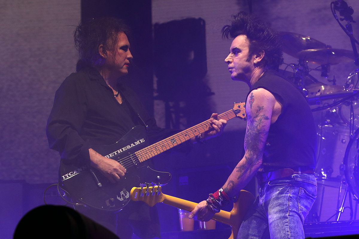 The cure wembley11216 bc11