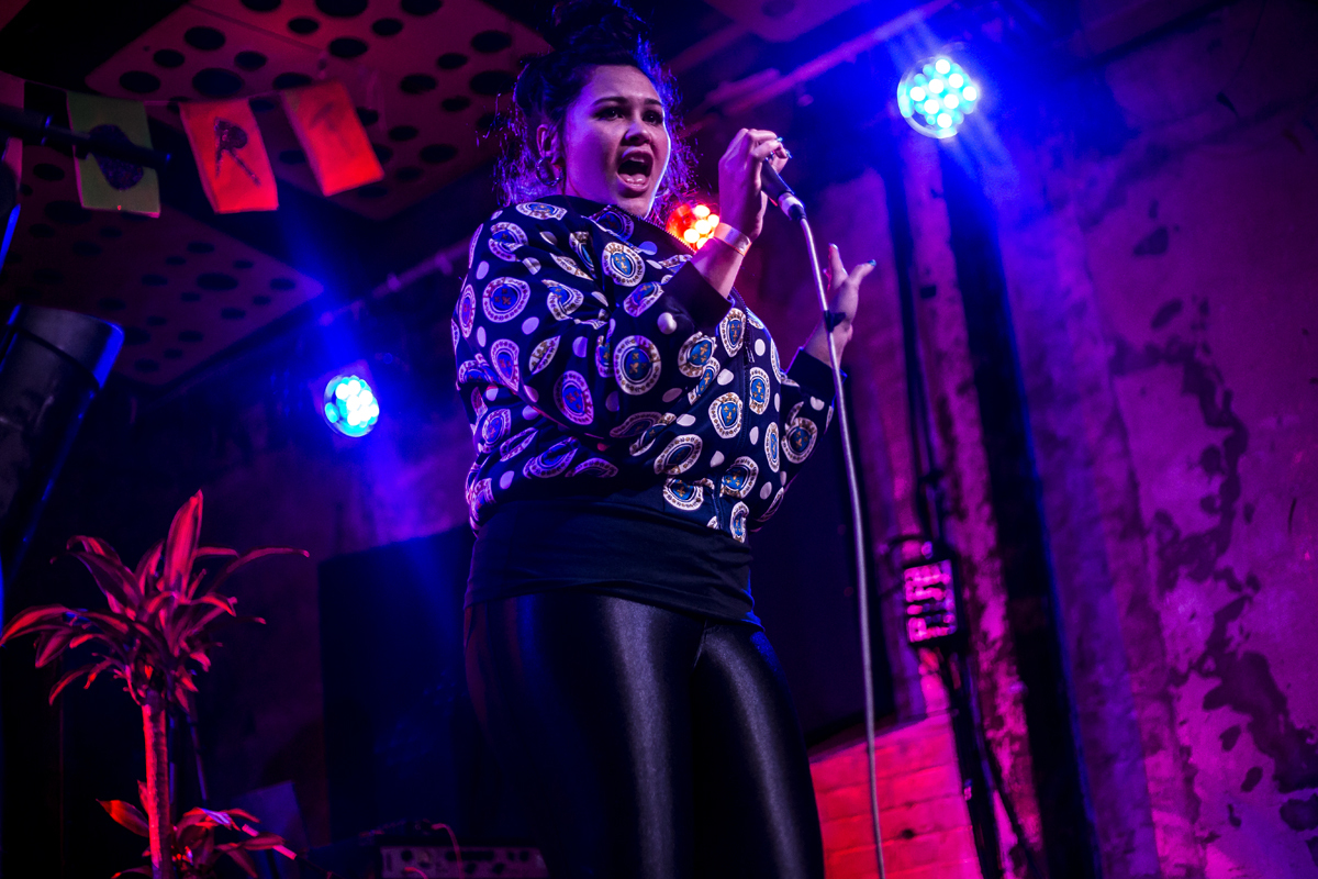 Bossy Love stereo 050216 davidmcandrew 09