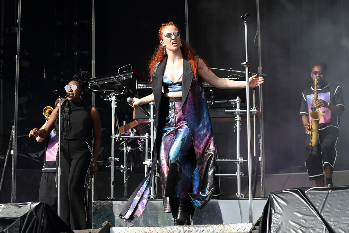 Jess glynne v20816 bc01