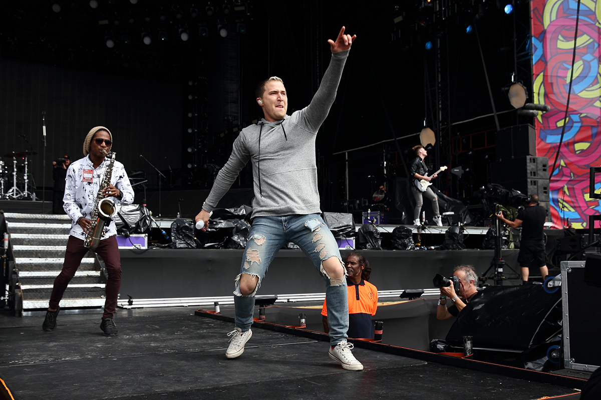 Mike posner v20816 bc02