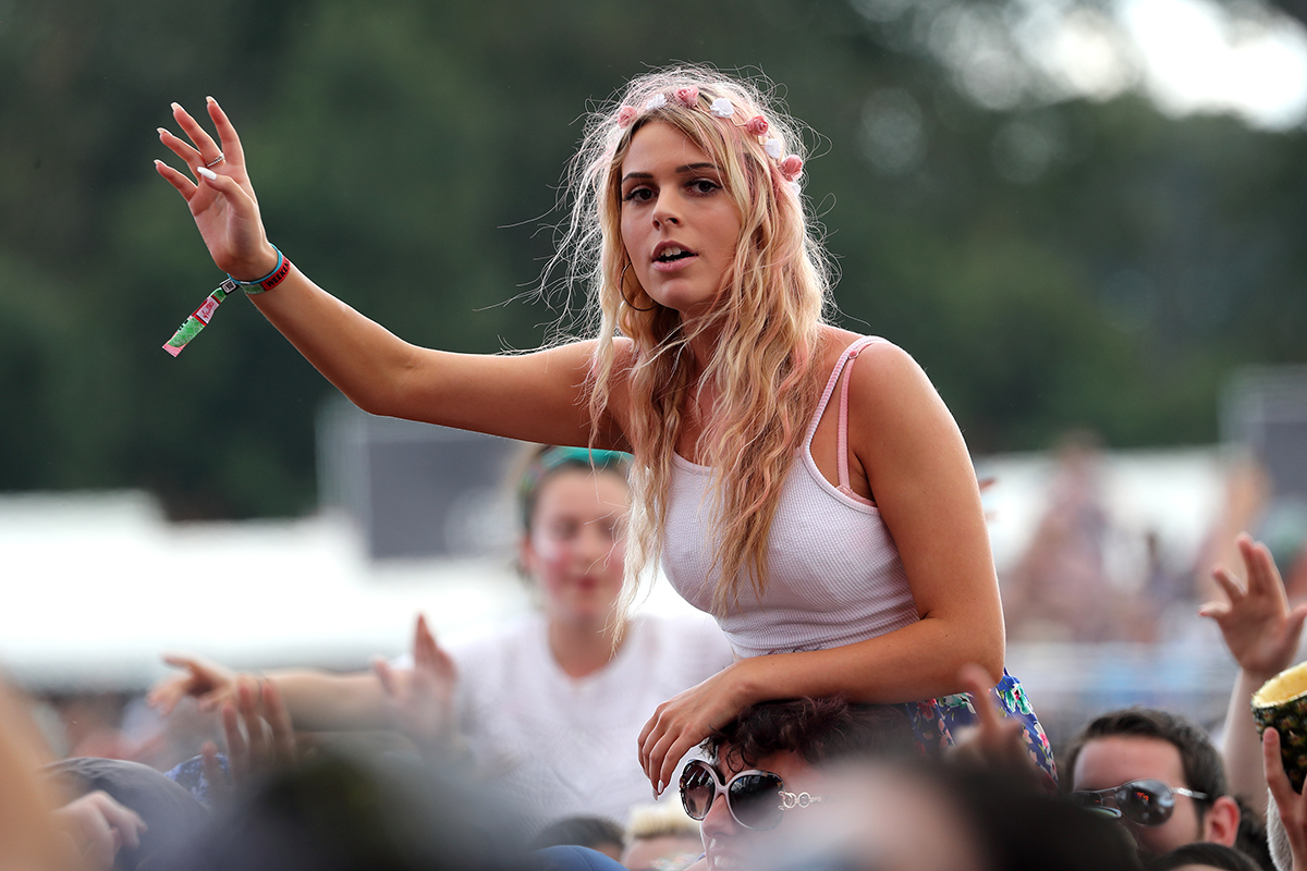 Crowd vfest21816 bc04 1