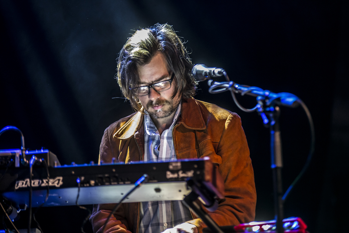 17 White Denim O2 ABC 06102016 davidmcandrew