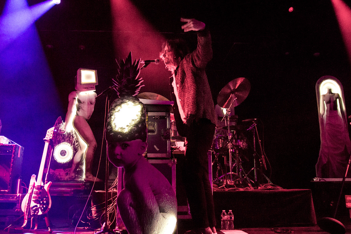 Yeasayer emos 111516 andypareti 3