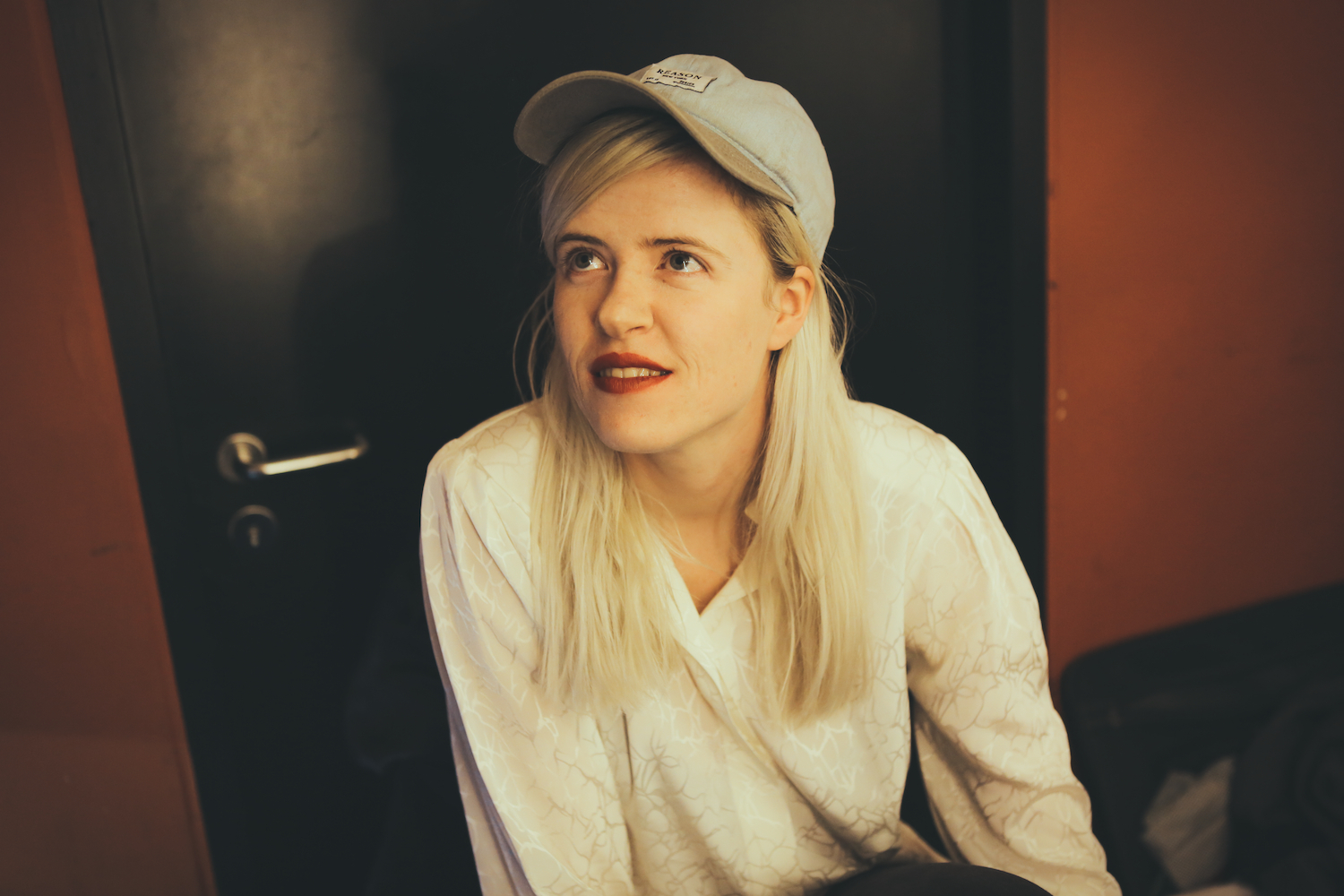 Amber Arcades Roundhouse 030417 Sara Amroussi Gilissen 18