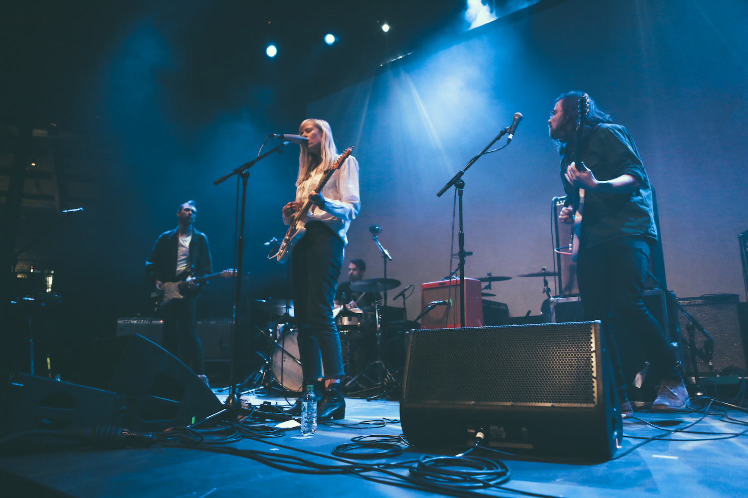 Amber Arcades Roundhouse 030417 Sara Amroussi Gilissen 25