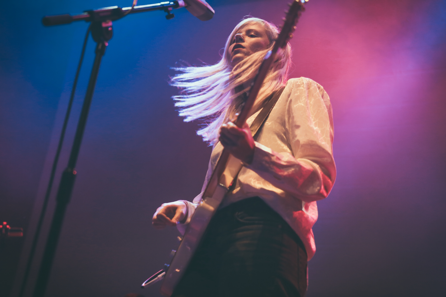 Amber Arcades Roundhouse 030417 Sara Amroussi Gilissen 27