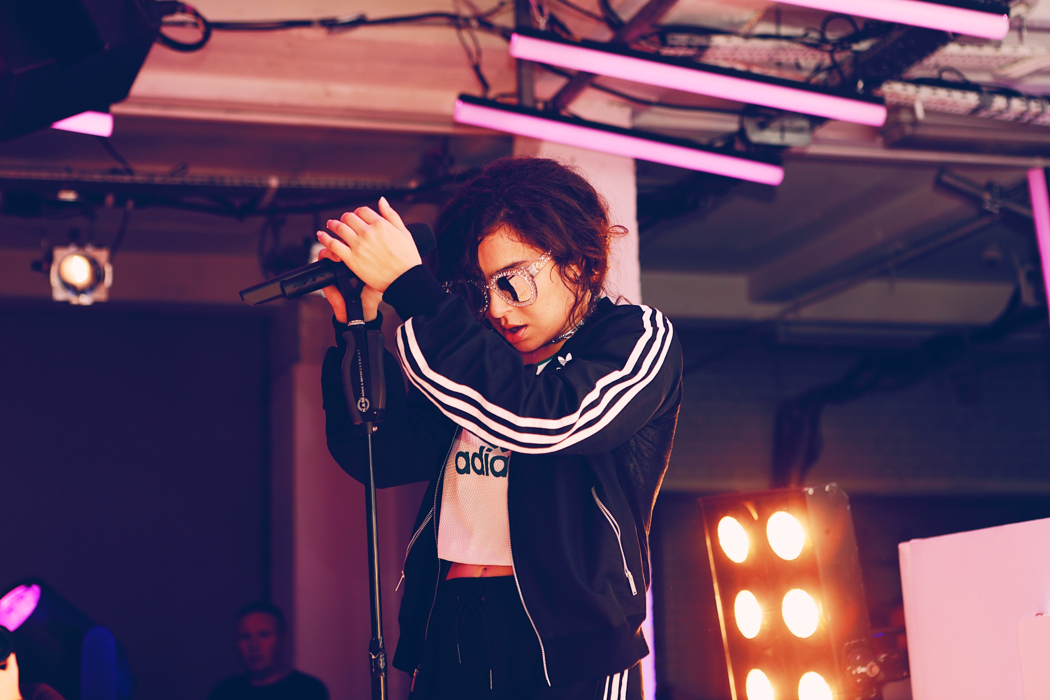 Copy of D1 BC9 D64 8 BEB 4502 AA0 B B4074 AD0 E2 E4