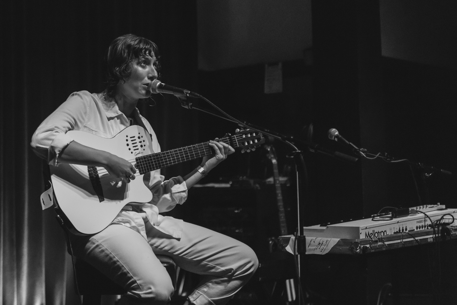 Aldous Harding at Swedish American Hall by Ian Young 15