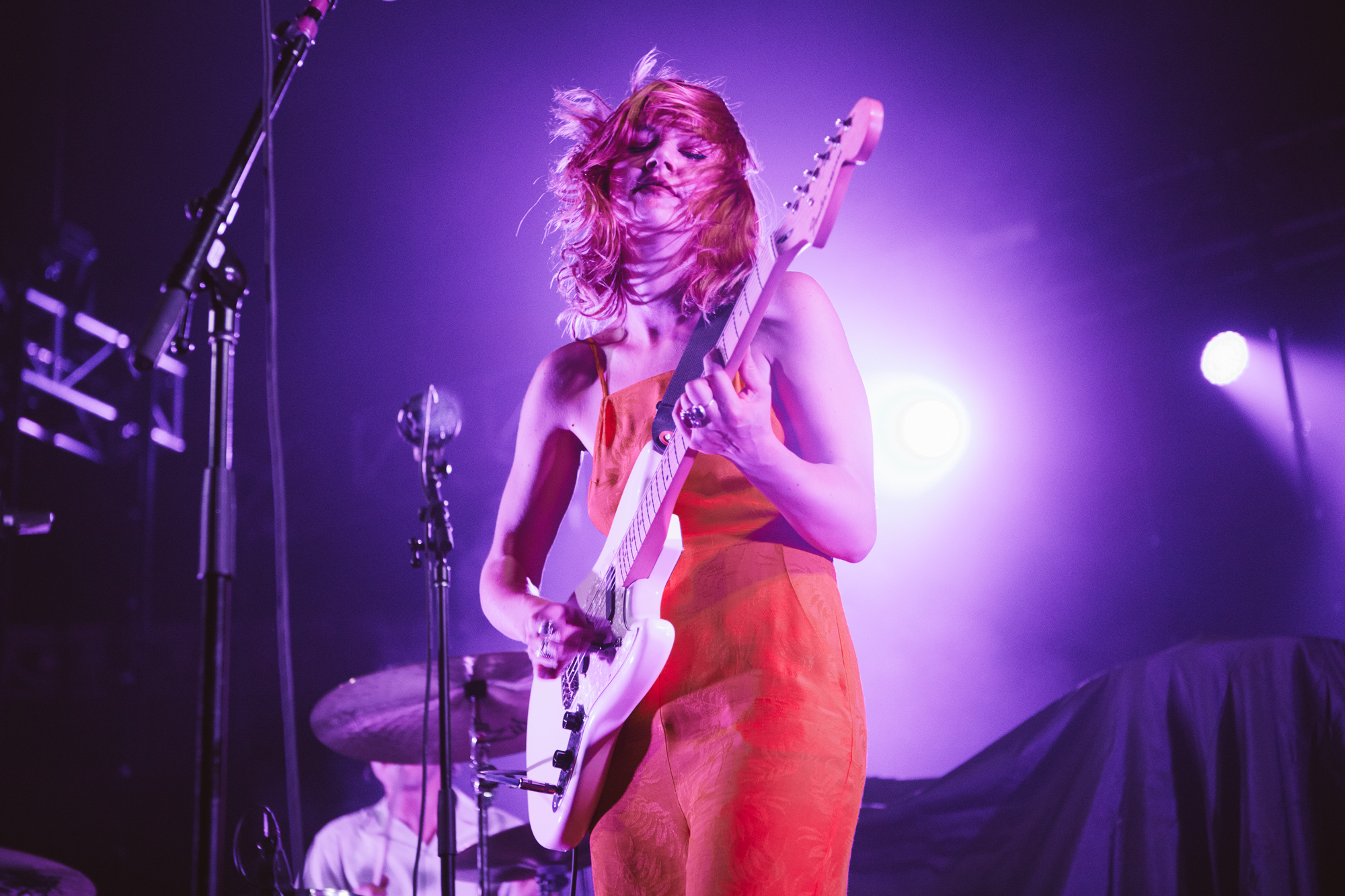 Bleached Royal Albert Hall190617 J Williamson 1