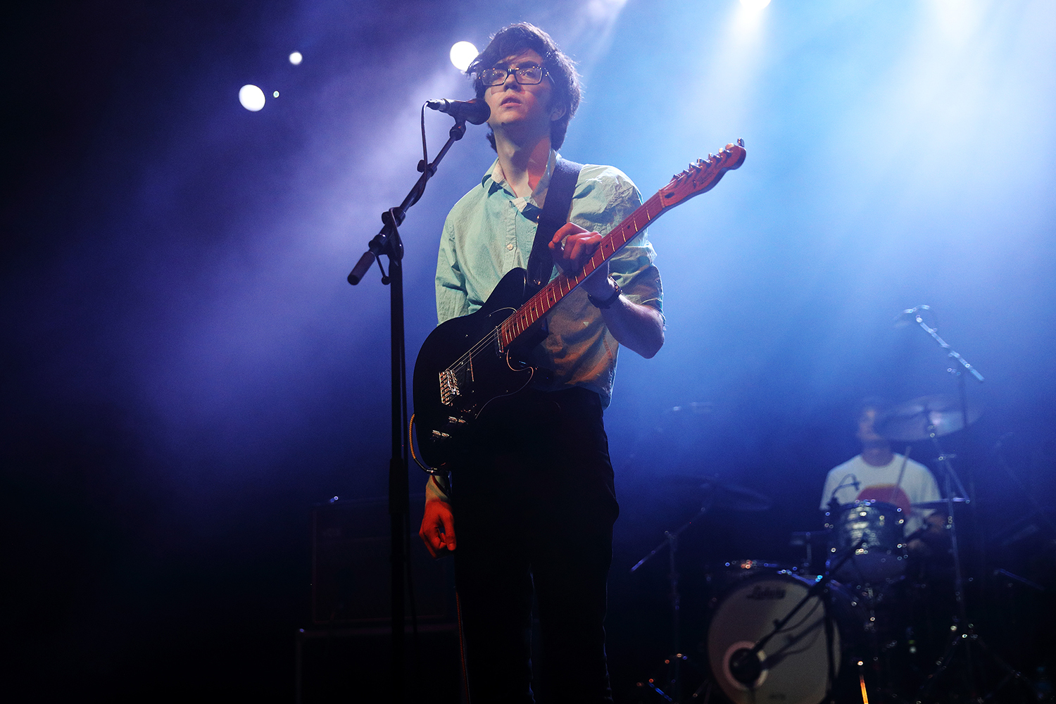 Car seat headrest 29817 bc06