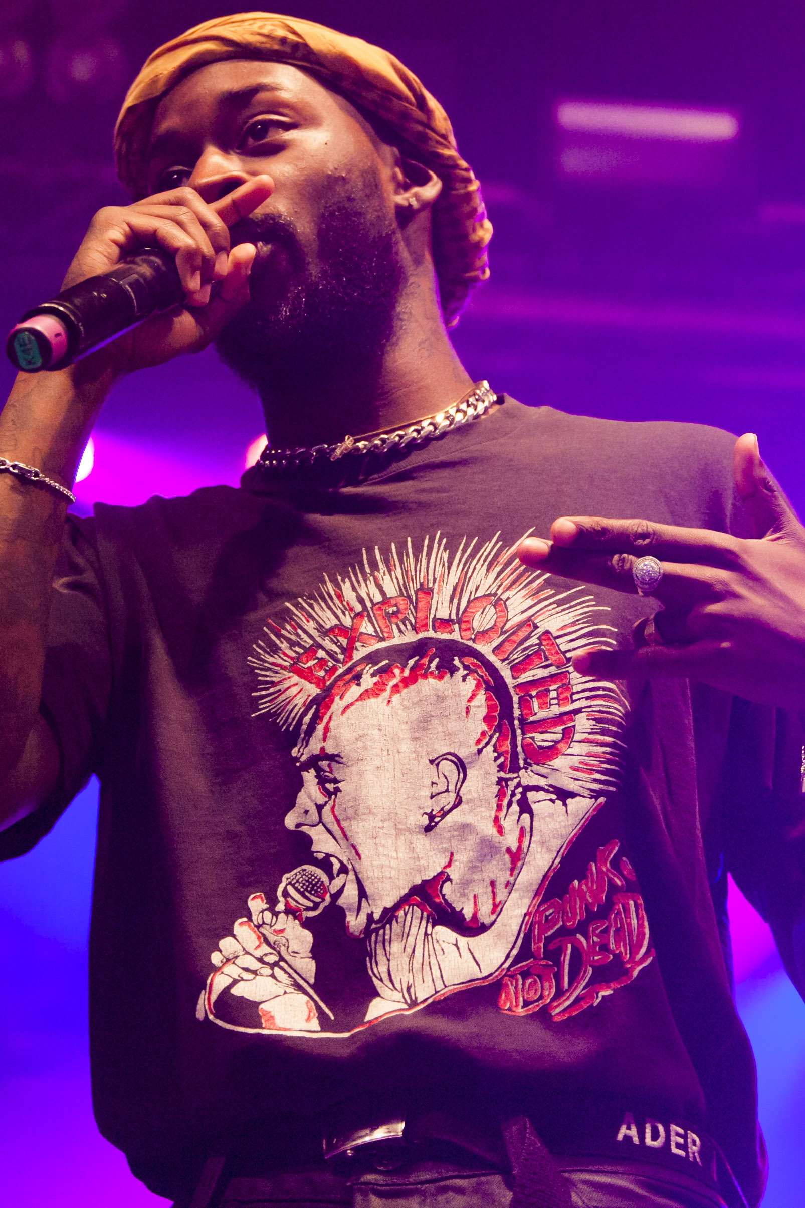 Gold Link Chloe Newman 13