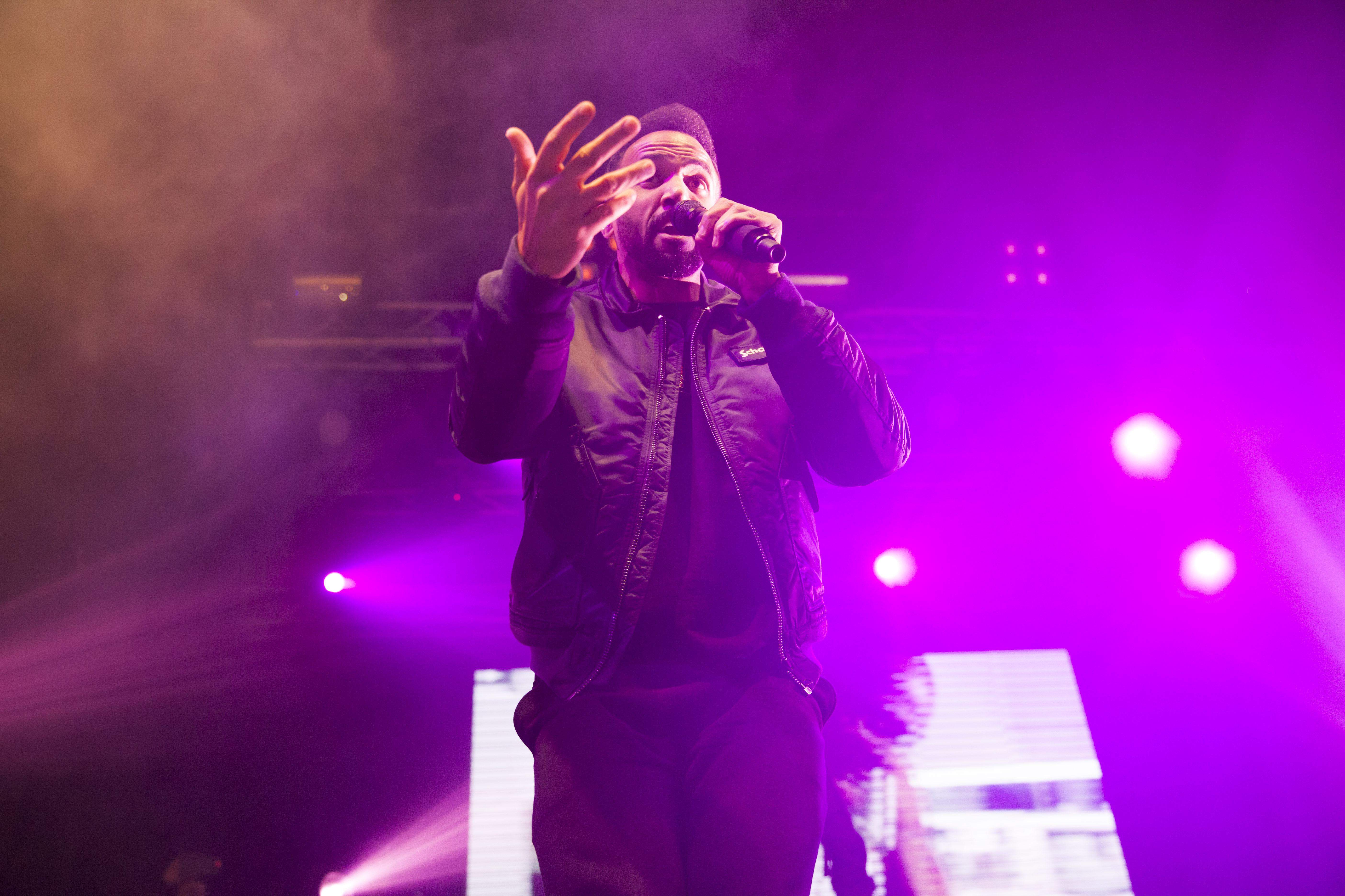 Gold Link Chloe Newman 37