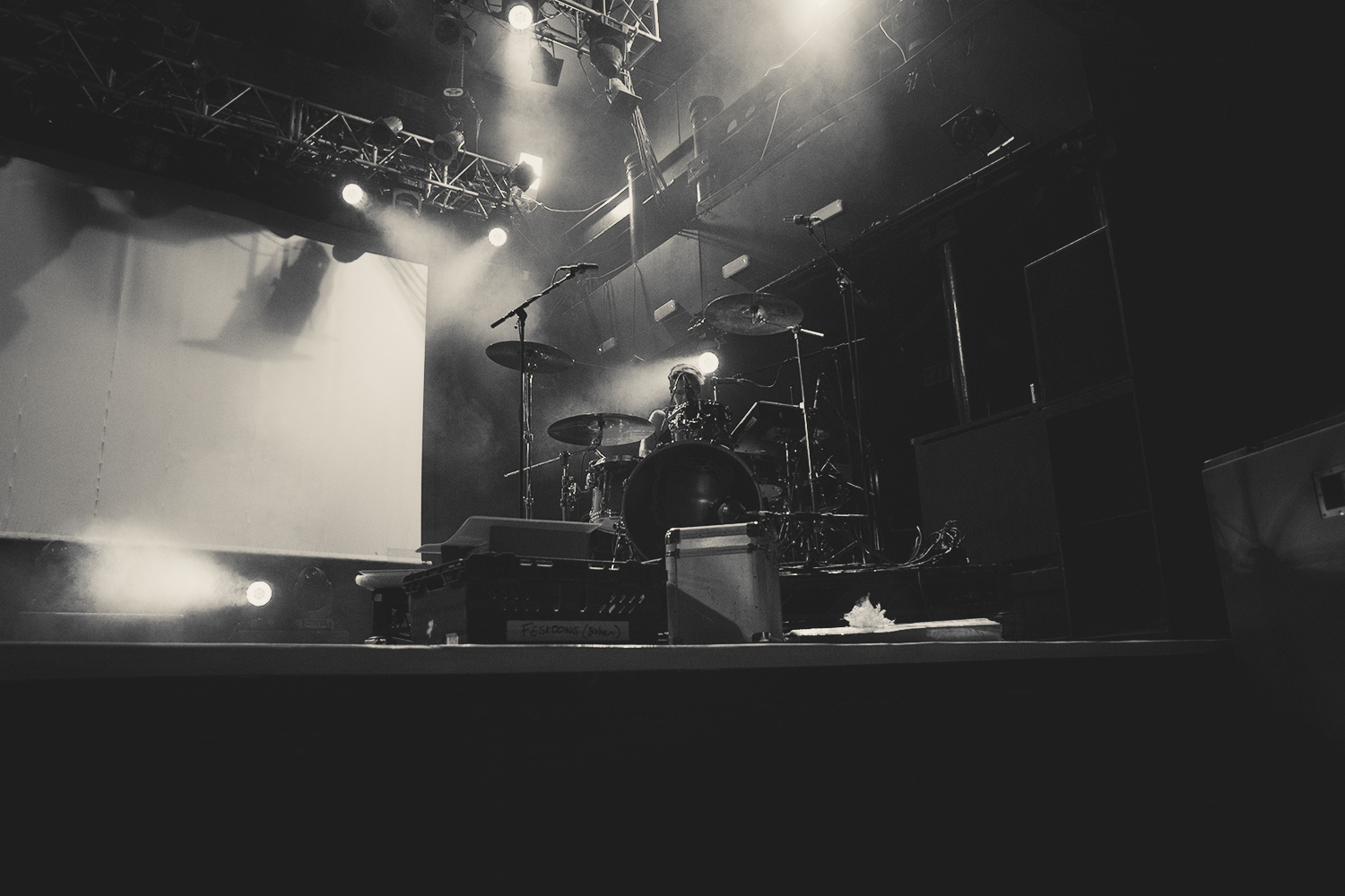 Honeyblood BTS 3 KOKO London 16 06 17 Chris Almeida