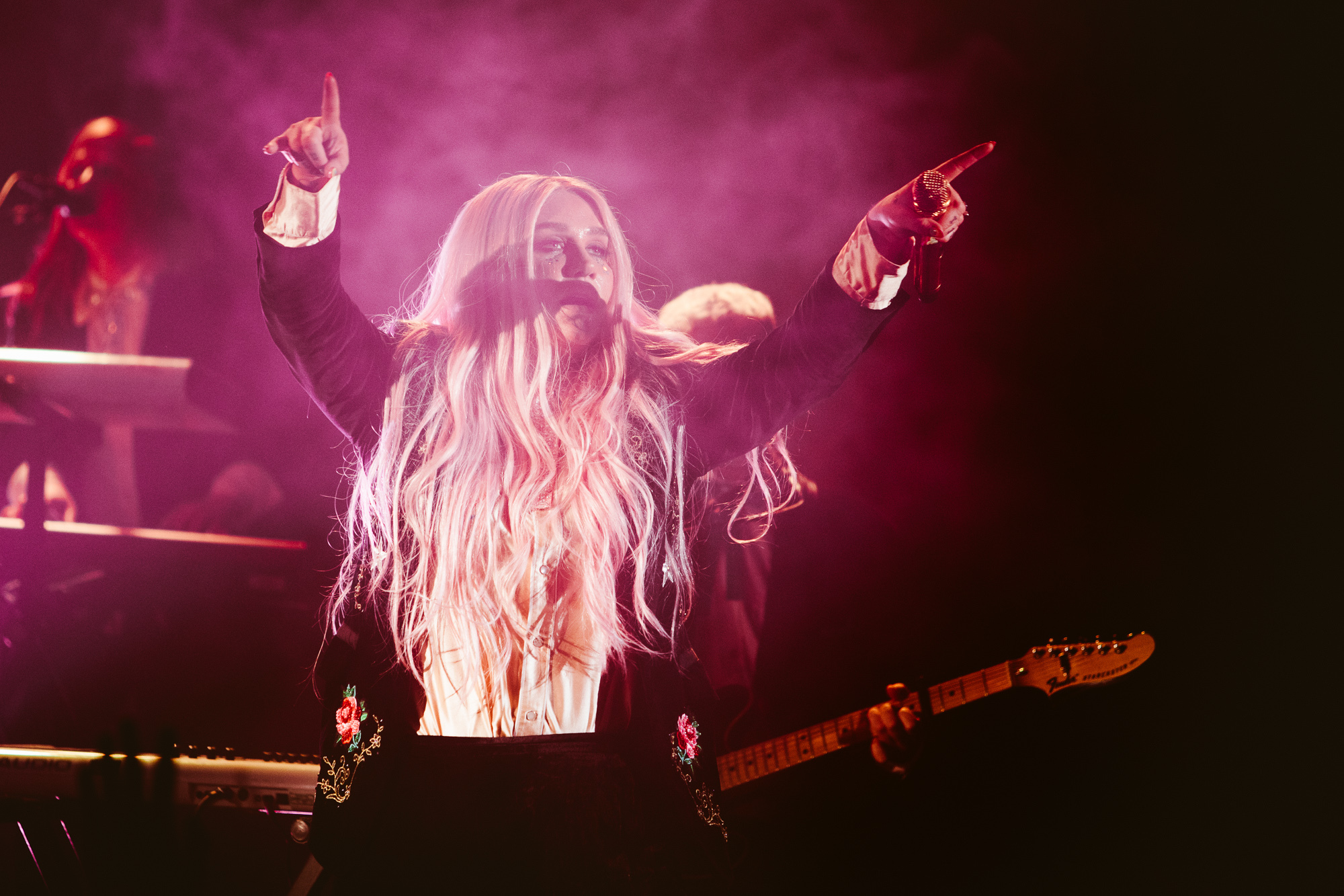 Kesha Electric Brixton141117 18