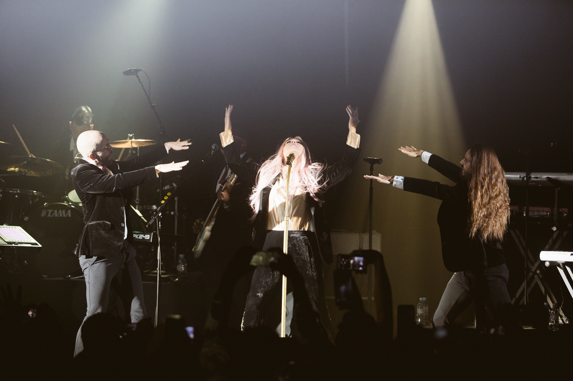 Kesha Electric Brixton141117 9