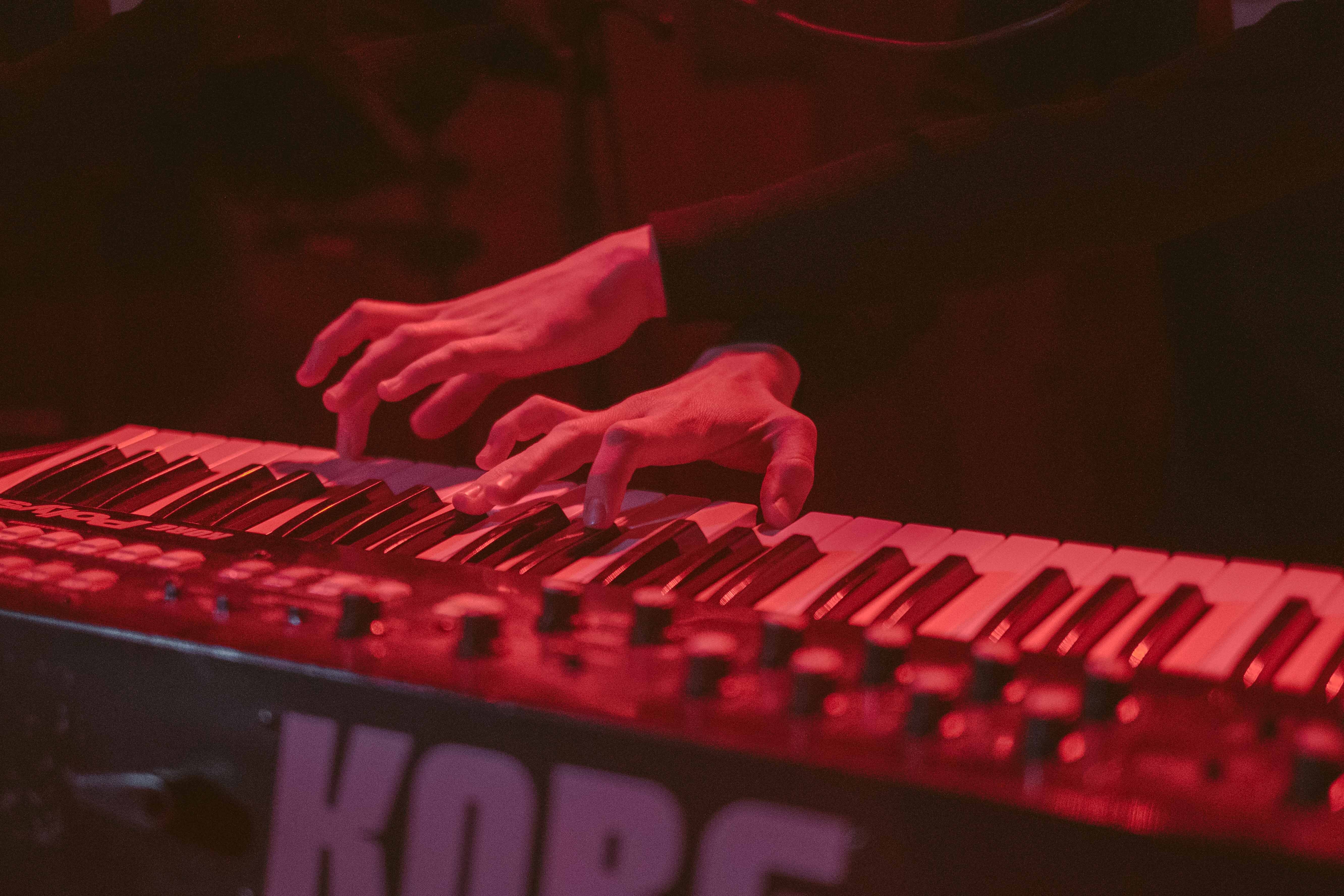 Kim Janssen The Waiting Room London 31 01 17 Photo by Jamie Cameron 13 of 26