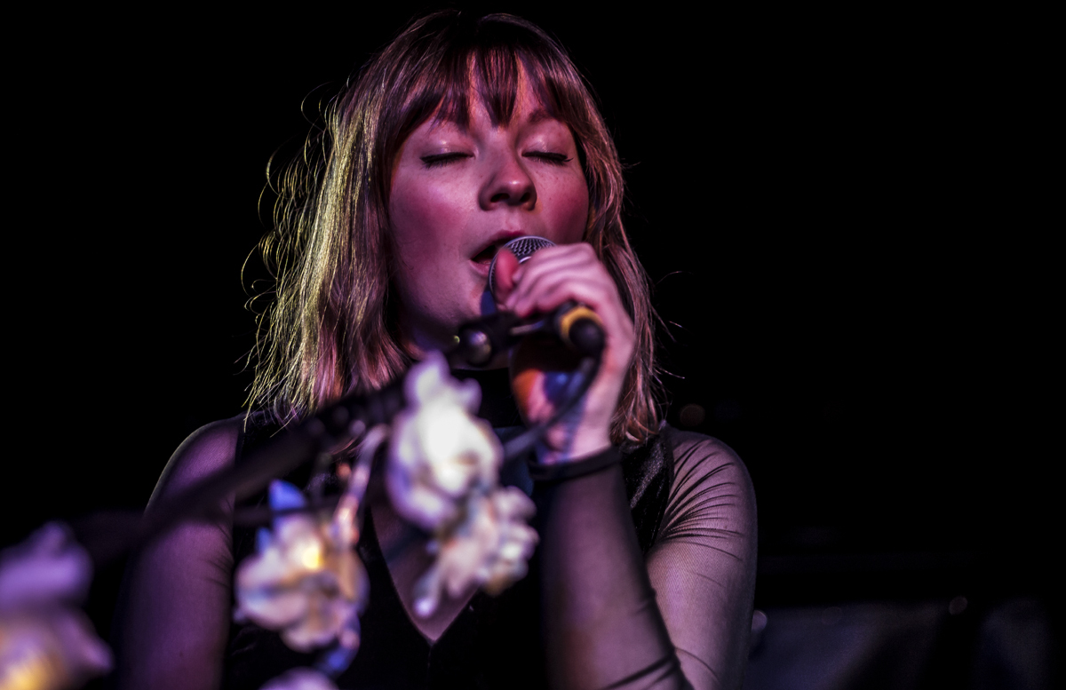 1 Martha Ffion Hug and Pint 24012017 davidmcandrew