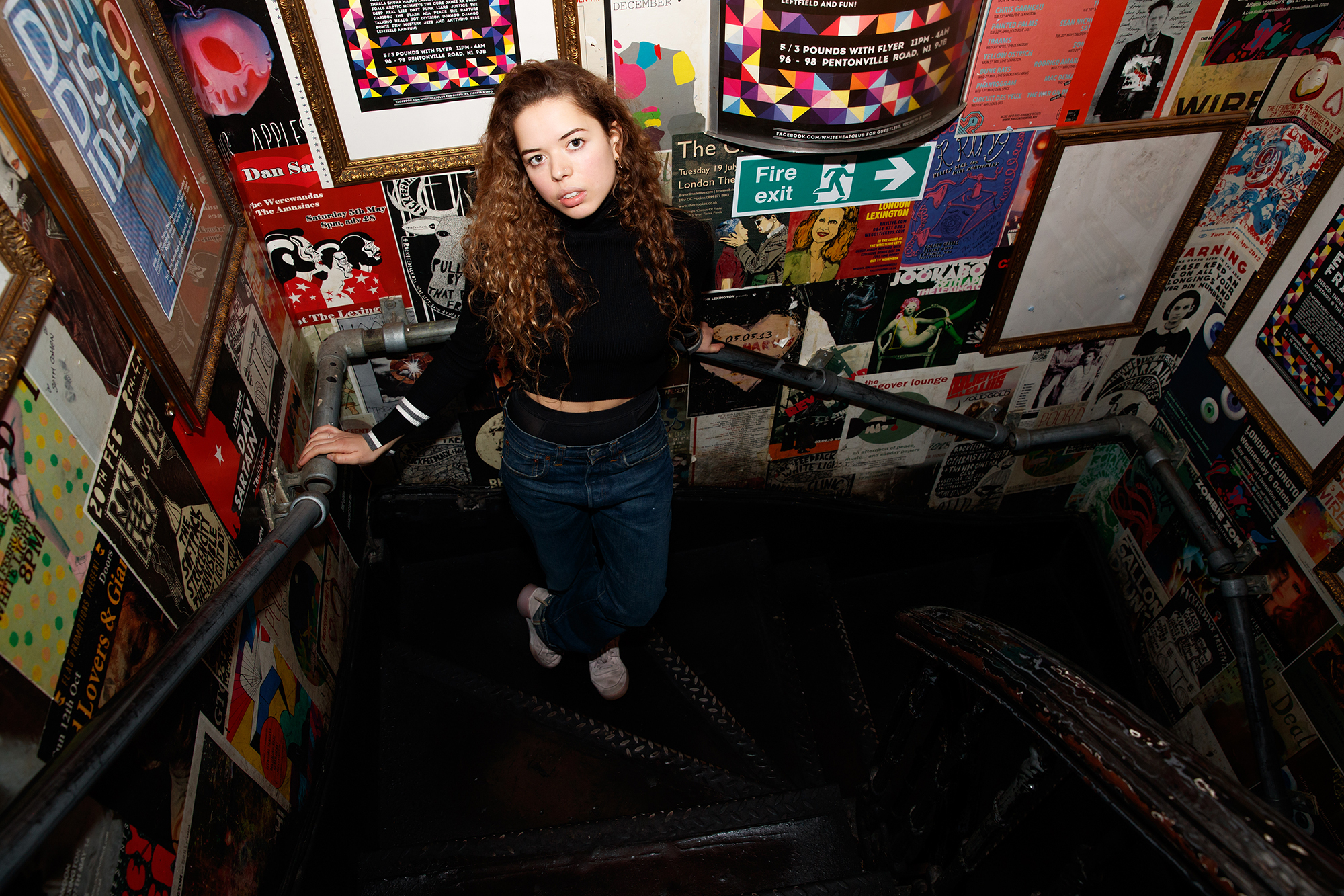 Nilufer yanya 11117 lex portraitbc01