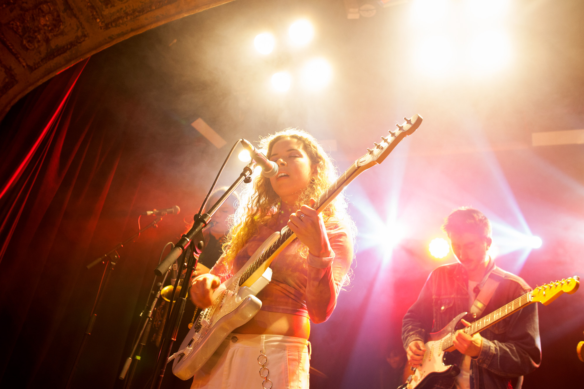 Nilufer Yanya Omeara London 16 10 17 Quetzal Maucci 06