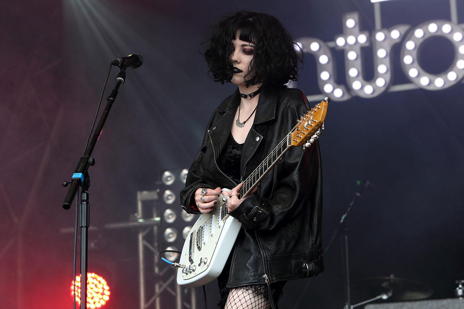 Pale waves reading17 bc08