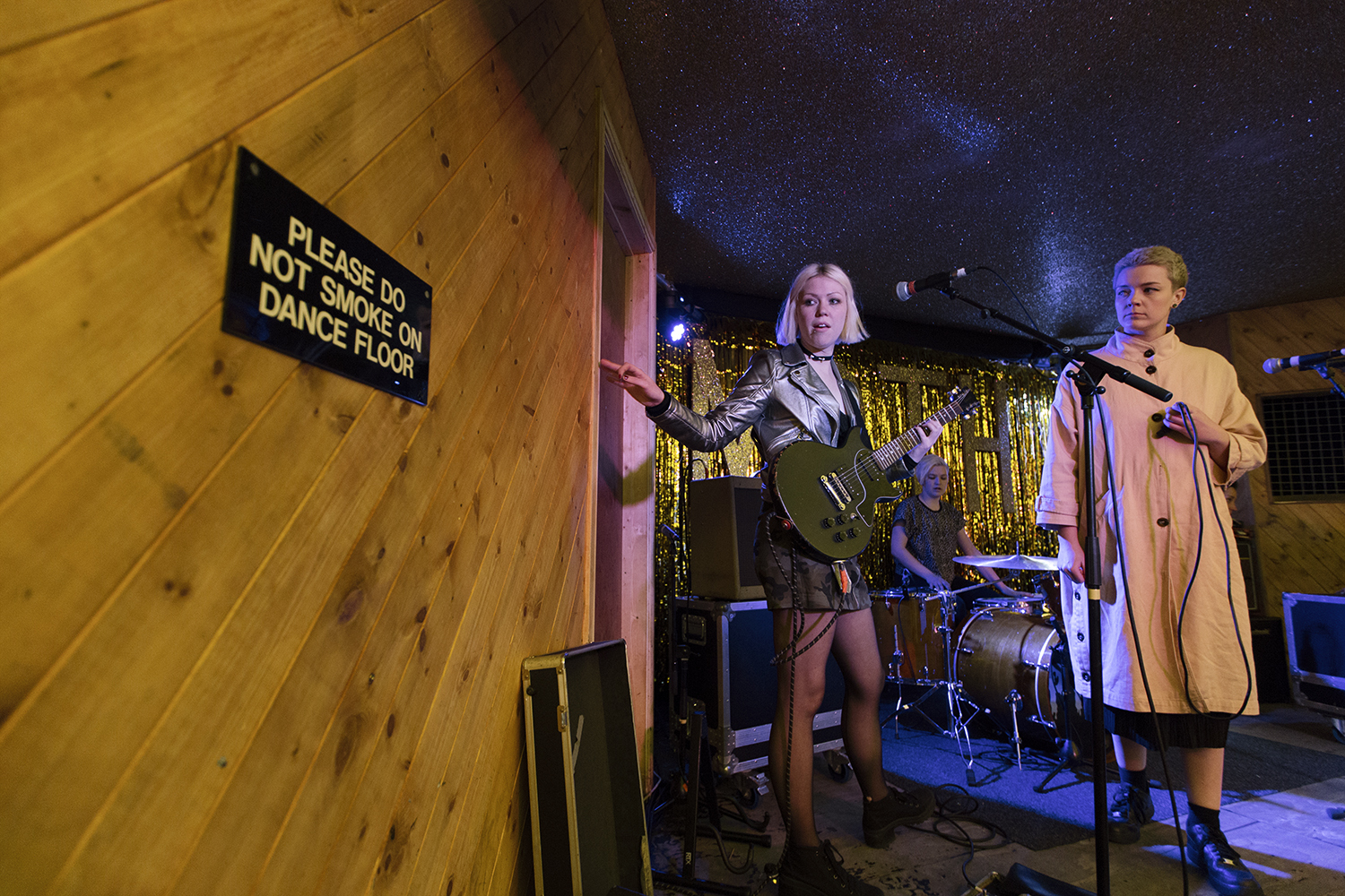 PINS 5 Moth Club London 20 04 17 Chris Almeida