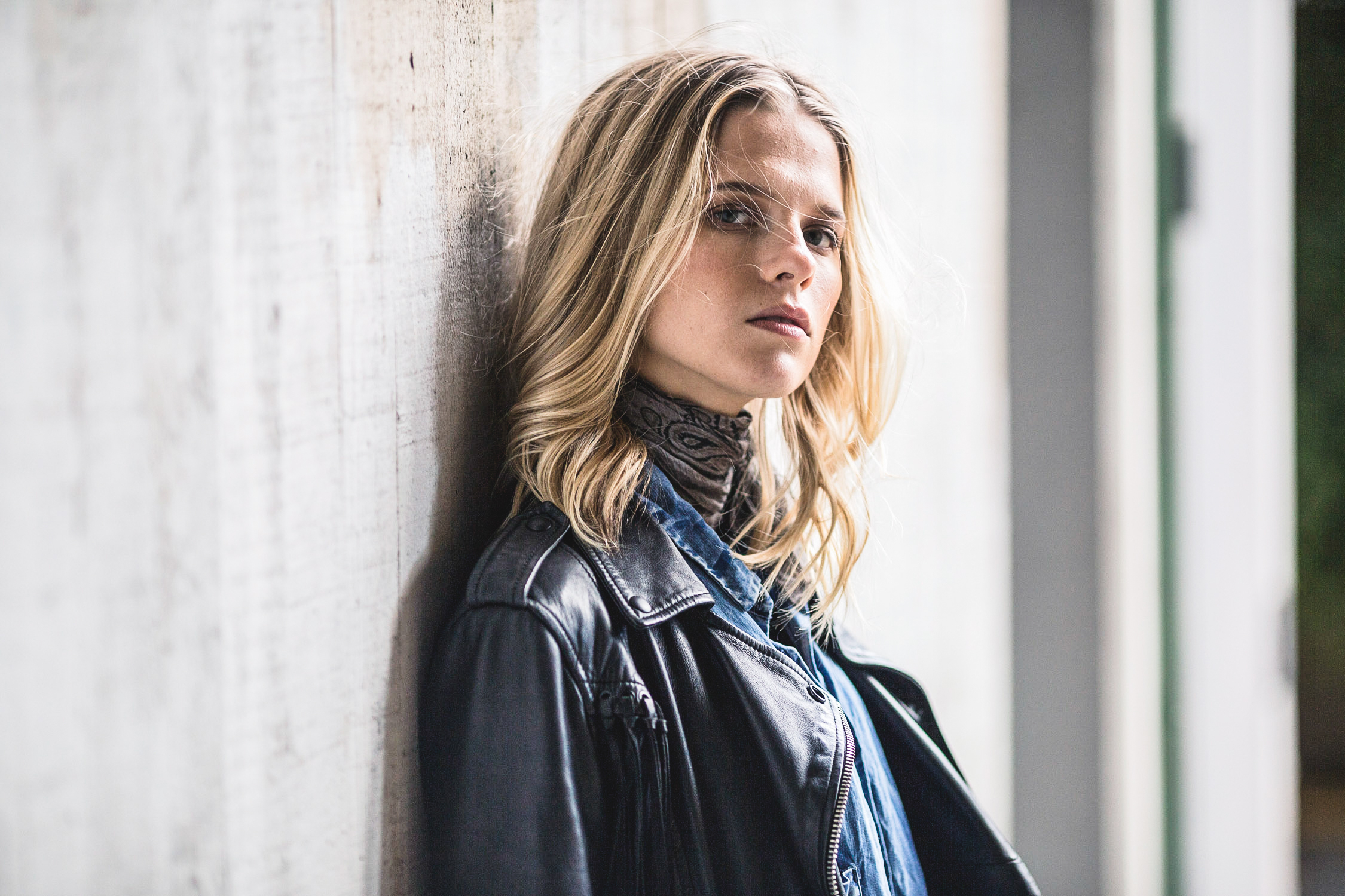 Molly Kate Kestner portraits Keiler 130917 8 2