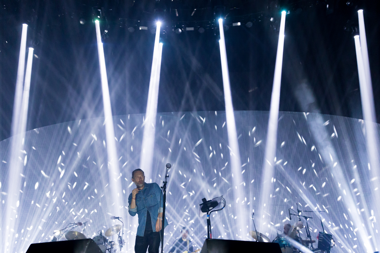 Radiohead at Key Arena in Seattle 080417 by Ian Young 03