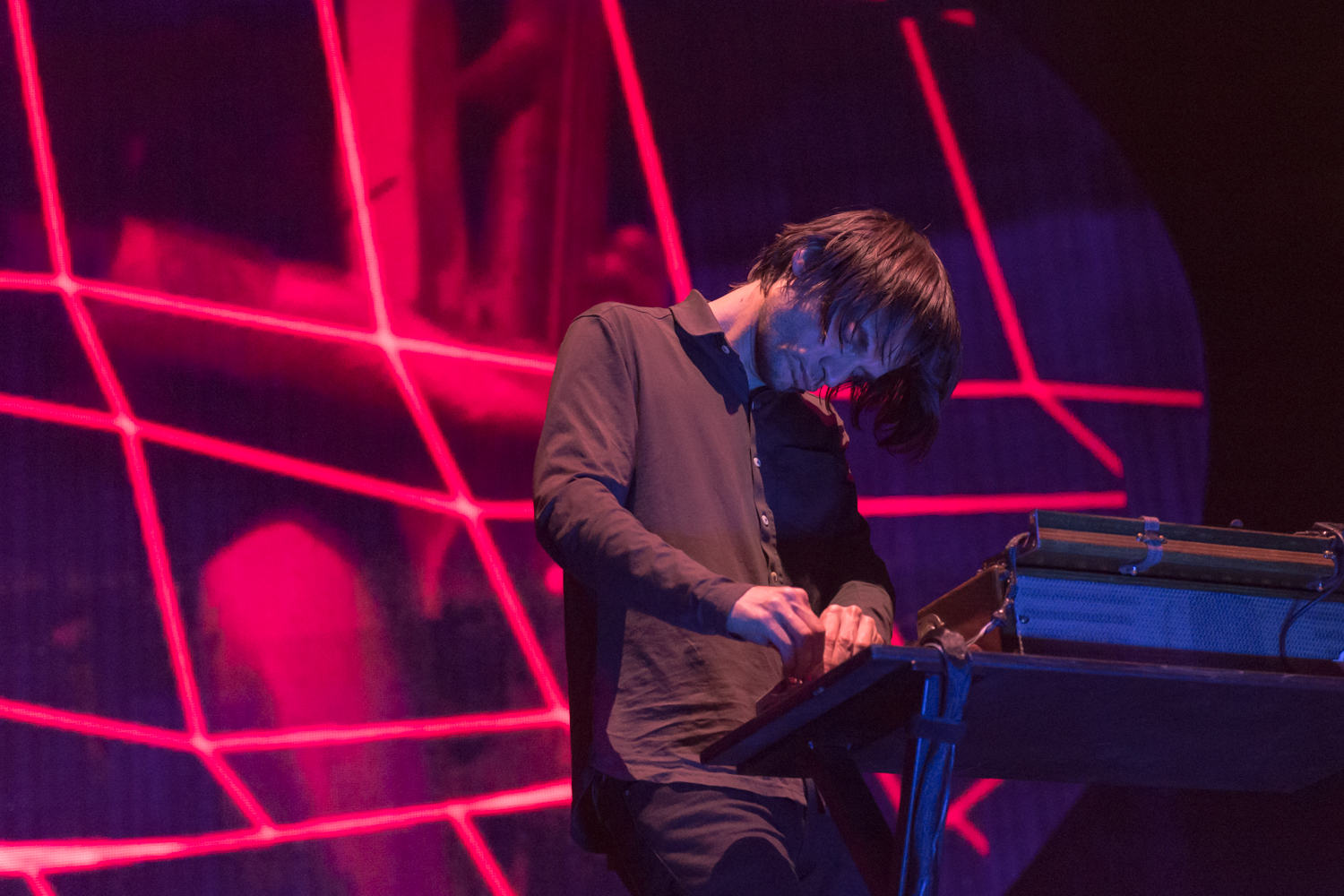 Radiohead at Key Arena in Seattle 080417 by Ian Young 08