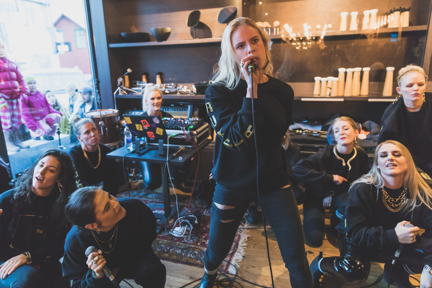 Reykjavikurdaetur 13