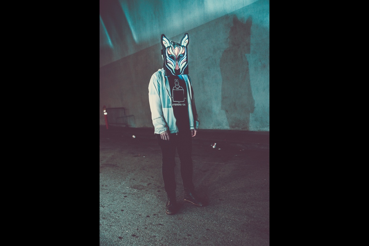 Slow Magic 1015 Folsom San Francisco 120717 Erika Reinsel 2