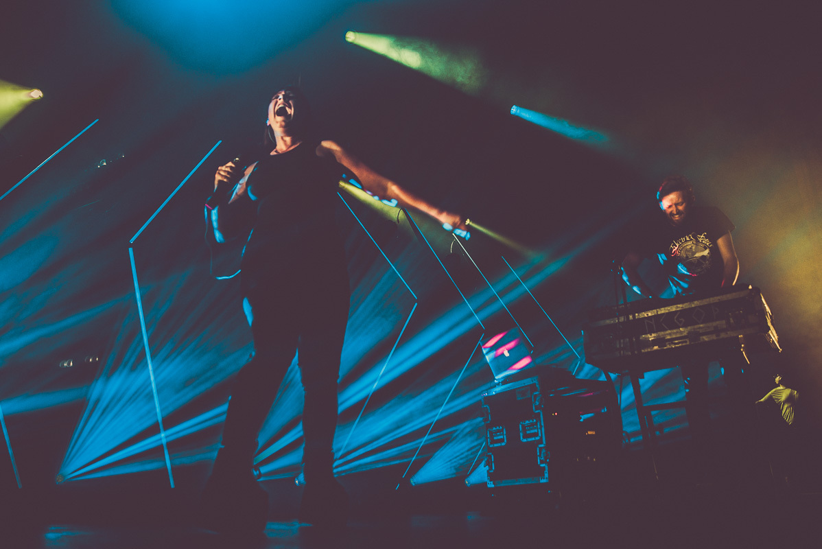 Sylvan Esso Fox Theater Oakland 082217 Erika Reinsel 14