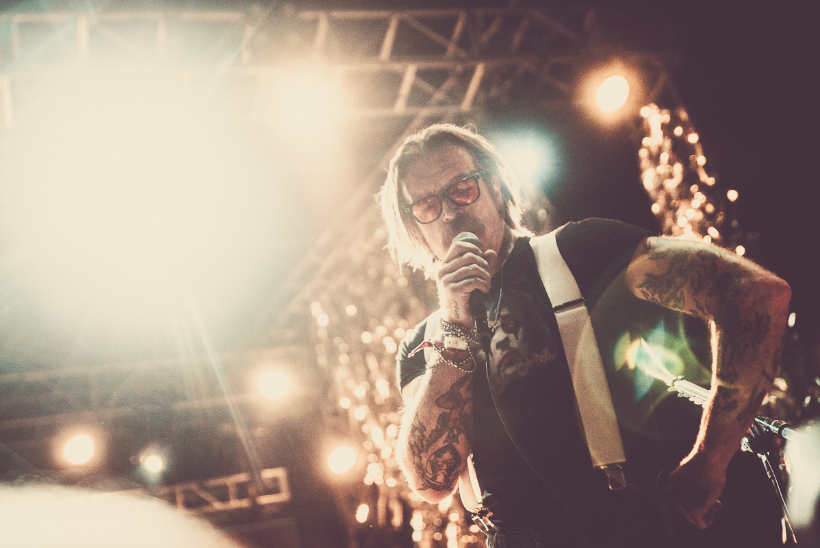 Eagles Of Death Metal Desert Daze Institute Of Mentalphysics Joshua Tree 10 13 15 17 Erika Reinsel 5